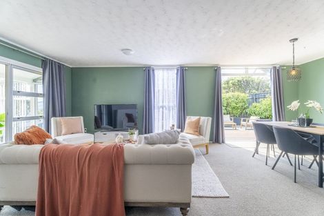 Photo of property in 65 Cunliffe Street, Churton Park, Wellington, 6037