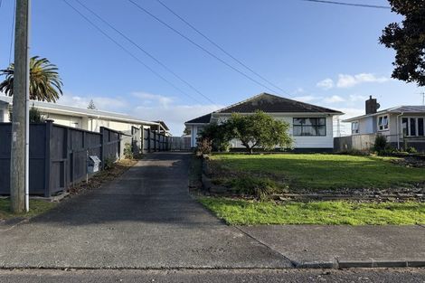 Photo of property in 26 Whitley Crescent, Otara, Auckland, 2023