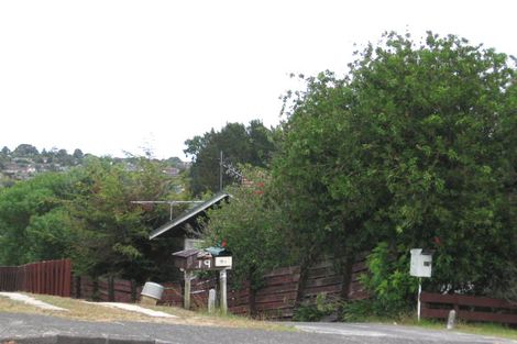 Photo of property in 2/19 Juniper Road, Sunnynook, Auckland, 0620