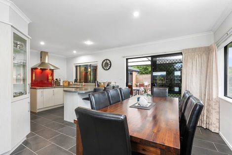 Photo of property in 8 Dumfries Place, Pyes Pa, Tauranga, 3112