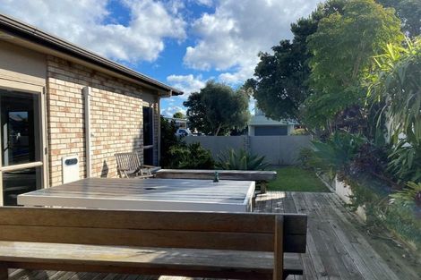 Photo of property in 10 Pacific Avenue, Mount Maunganui, 3116