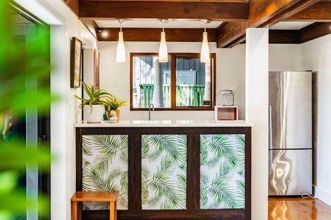 Photo of property in 20 De Luen Avenue, Tindalls Beach, Whangaparaoa, 0930