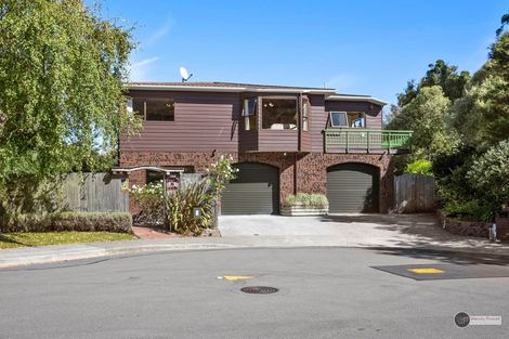 Photo of property in 2 Lady Bell Grove, Lowry Bay, Lower Hutt, 5013