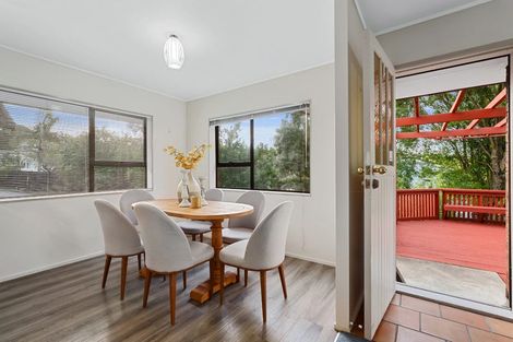 Photo of property in 2/17 Weetman Drive, Browns Bay, Auckland, 0630