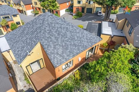 Photo of property in 50 Futuna Close, Karori, Wellington, 6012