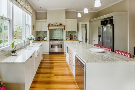 Photo of property in 202 Waitohu Valley Road, Otaki, 5583