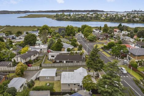 Photo of property in 342 Royal Road, Massey, Auckland, 0614