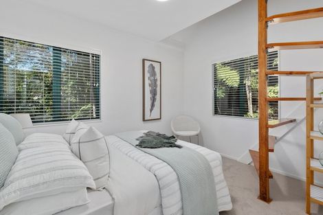 Photo of property in 47 Emlyn Place, Torbay, Auckland, 0630