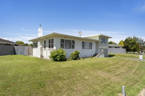 Photo of property in 8 Luton Street, Hokowhitu, Palmerston North, 4410