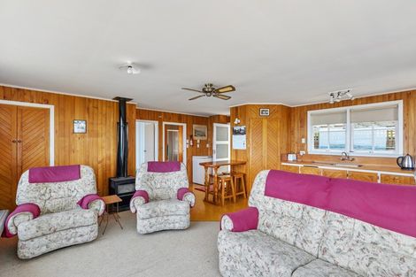 Photo of property in 5 Ben Avon Grove, Cape Palliser, Pirinoa, 5772