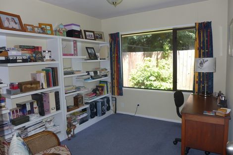 Photo of property in 37b Briarmont Street, Avondale, Christchurch, 8061