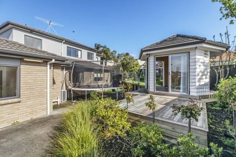 Photo of property in 38 Accent Drive, Flat Bush, Auckland, 2016