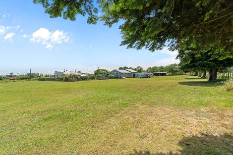 Photo of property in 4 Bishops Road, Ohau, Levin, 5570