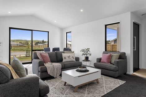 Photo of property in 7 Yates Place, Amberley, 7410