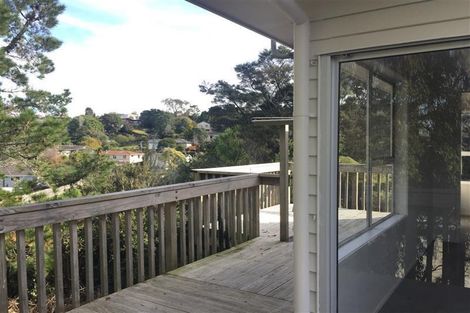 Photo of property in 21 Cheval Drive, Totara Vale, Auckland, 0629