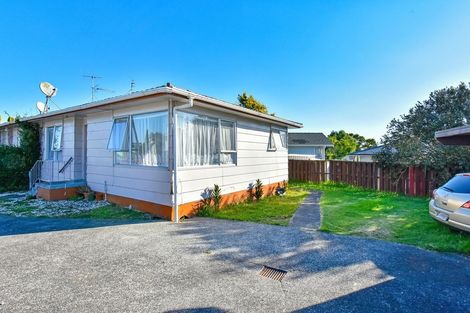 Photo of property in 2/15 Sharland Avenue, Manurewa, Auckland, 2102