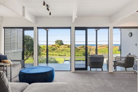 Photo of property in 670 Papamoa Beach Road, Papamoa Beach, Papamoa, 3118