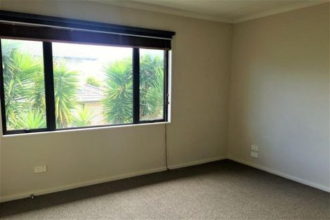 Photo of property in 77 Wayne Francis Drive, Flat Bush, Auckland, 2016