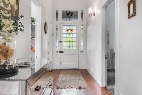 Photo of property in 8 Eton Avenue, Devonport, Auckland, 0624