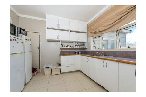 Photo of property in 2/182 Shirley Road, Papatoetoe, Auckland, 2025