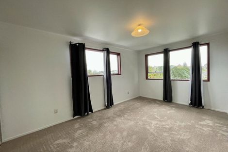 Photo of property in 42b Hogans Road, Glenfield, Auckland, 0629