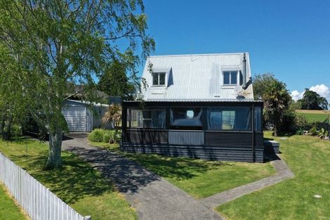 Photo of property in 21 Whenuariri Place, Maketu, Te Puke, 3189