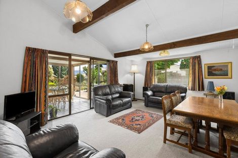Photo of property in 4 Kidson Lane, Wanaka, 9305
