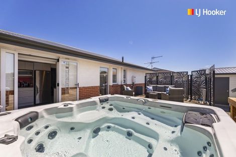 Photo of property in 52 Forfar Street, Mosgiel, 9024