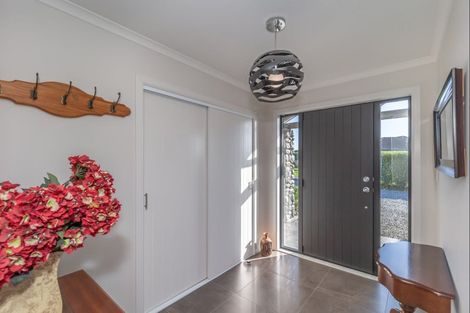 Photo of property in 9 Tullahoma Way, Ohau, Levin, 5570