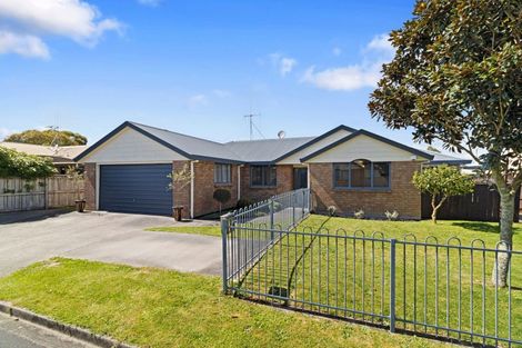 Photo of property in 38 Diomede Glade, Flagstaff, Hamilton, 3210