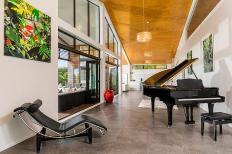 Photo of property in 36a Wicklam Lane, Greenhithe, Auckland, 0632