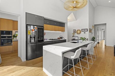 Photo of property in 34 Evelyn Crescent, Marshland, Christchurch, 8083