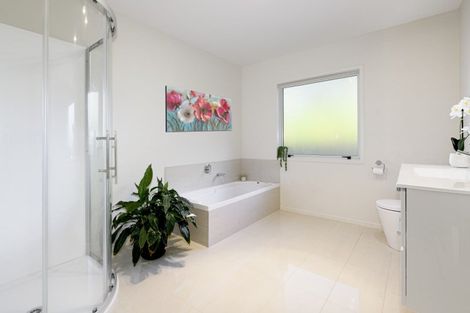 Photo of property in 2 Orion Way, Welcome Bay, Tauranga, 3112