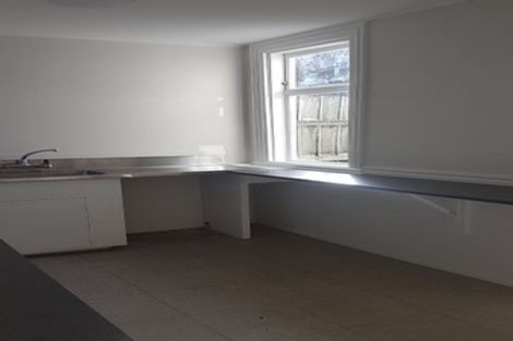 Photo of property in 2/142 Britomart Street, Berhampore, Wellington, 6023