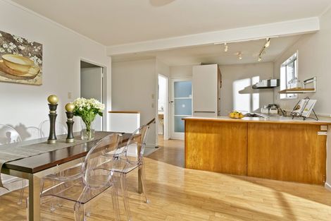 Photo of property in 46 Castleton Street, Birkdale, Auckland, 0626