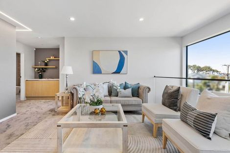 Photo of property in 8a Ringwood Street, Torbay, Auckland, 0630