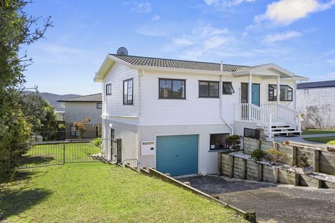 Photo of property in 4 Norrie Avenue, Raglan, 3225