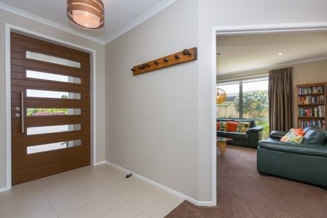 Photo of property in 7a Royal Heights, Glen Avon, New Plymouth, 4312