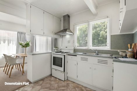 Photo of property in 16 Keldale Place, Forrest Hill, Auckland, 0620