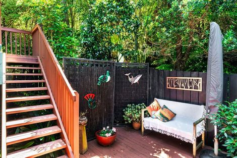 Photo of property in 7 Helvetia Drive, Browns Bay, Auckland, 0630