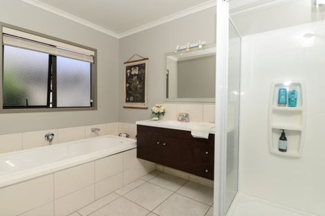 Photo of property in 24 Moonlight Drive, Rototuna North, Hamilton, 3210