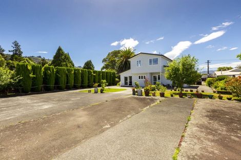 Photo of property in 13 Poplar Grove, Ebdentown, Upper Hutt, 5018