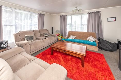 Photo of property in 36 Gibbons Crescent, Castlecliff, Whanganui, 4501