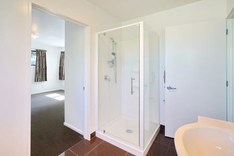 Photo of property in 15 Church Street, Oxford, 7430