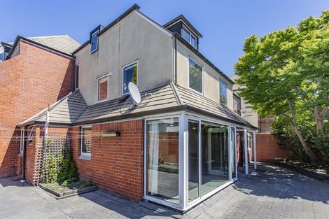 Photo of property in Cranleigh Mews, 4/10 Cranmer Square, Christchurch Central, Christchurch, 8013
