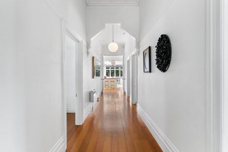 Photo of property in 11 Herne Bay Road, Herne Bay, Auckland, 1011