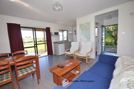 Photo of property in 986 Tinopai Road, Tinopai, Matakohe, 0593