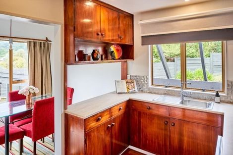 Photo of property in 18c Caesars Place, Churton Park, Wellington, 6037