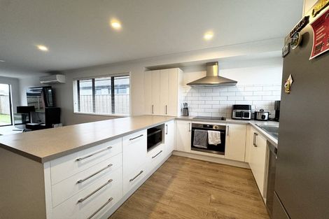 Photo of property in 5 Chambers Avenue, Woodend, 7610