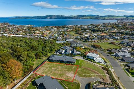Photo of property in 11 Azalea Lane, Waipahihi, Taupo, 3330